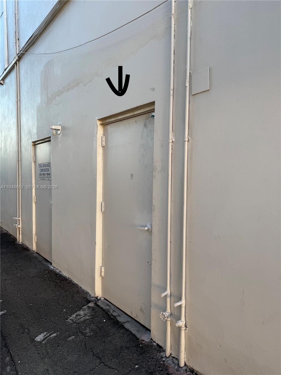   /   кв.футов $ 2026-01-14 0 Фото