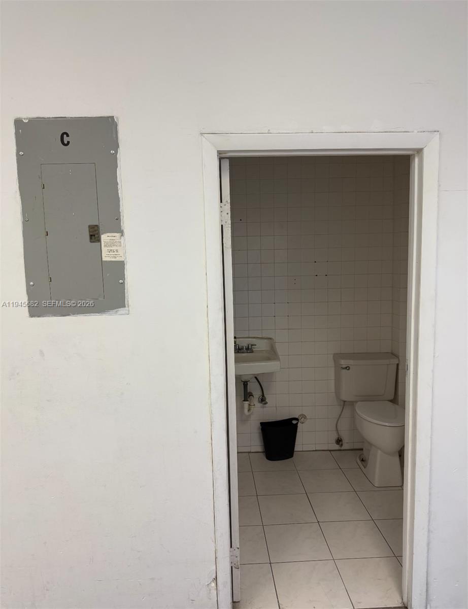   /   кв.футов $ 2026-01-14 0 Фото