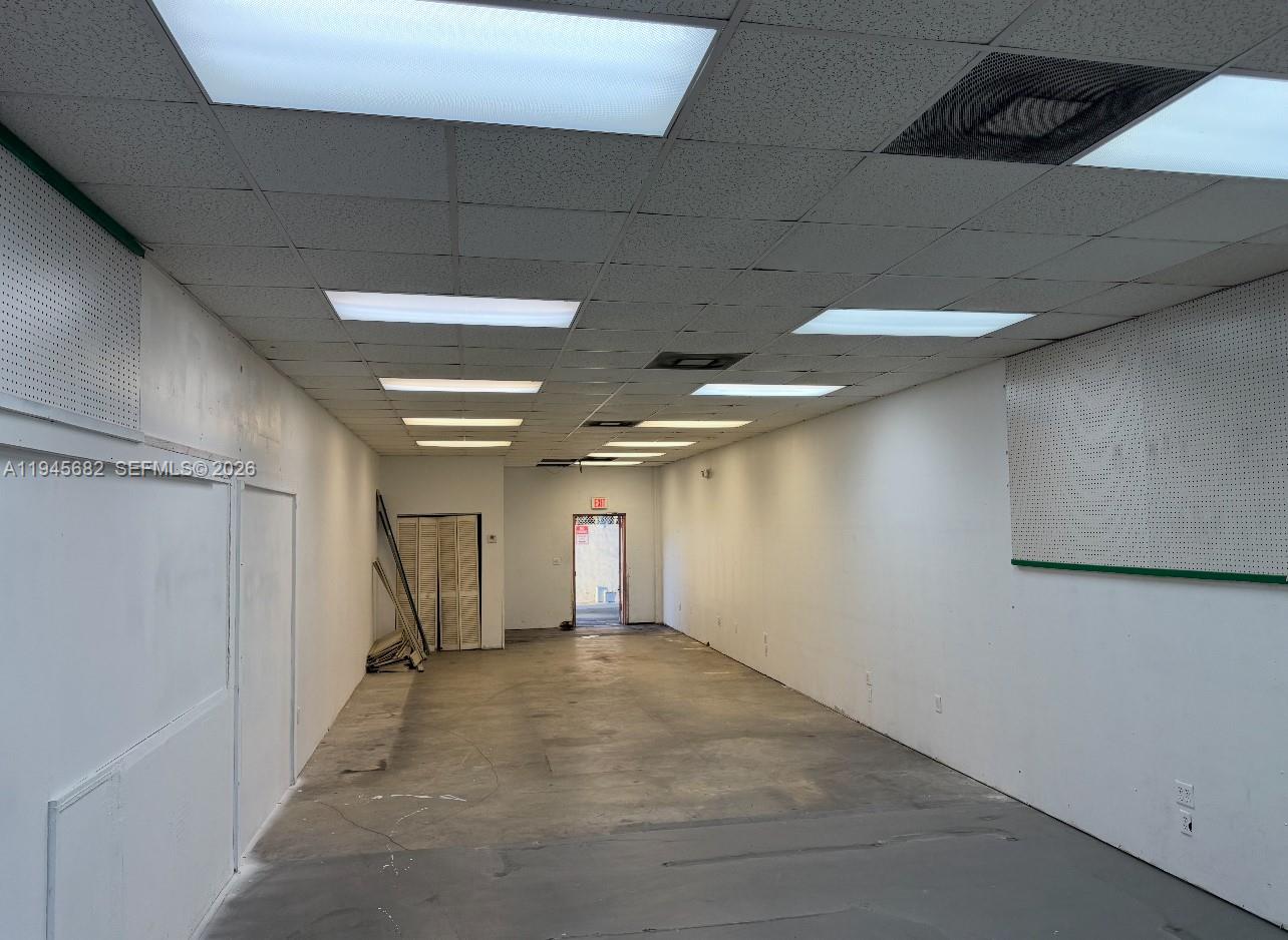   /   кв.футов $ 2026-01-14 0 Фото