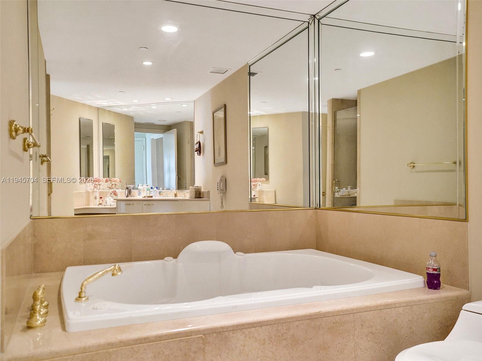 Photo of 19955 38th Ct  #901, Aventura, Florida, 33180 - 