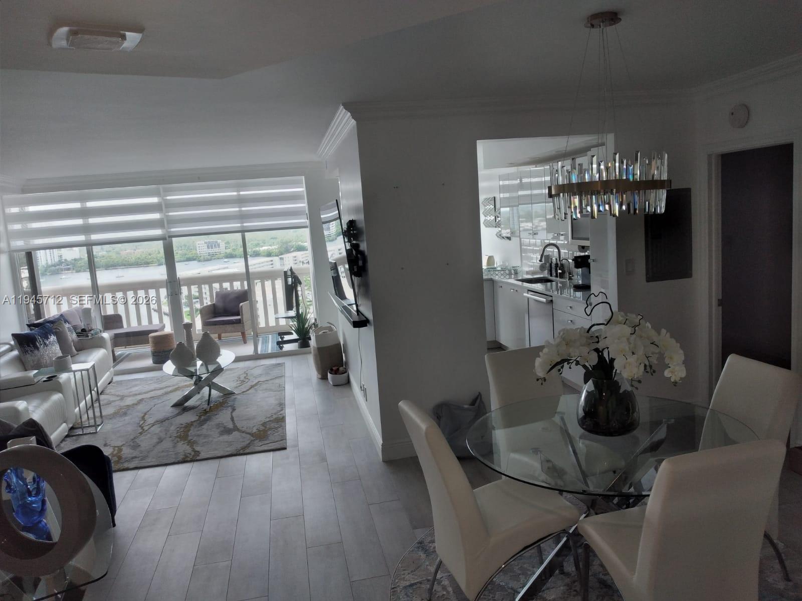 1611 2 / 2 1140 кв.футов $ 2026-01-14 0 Фото