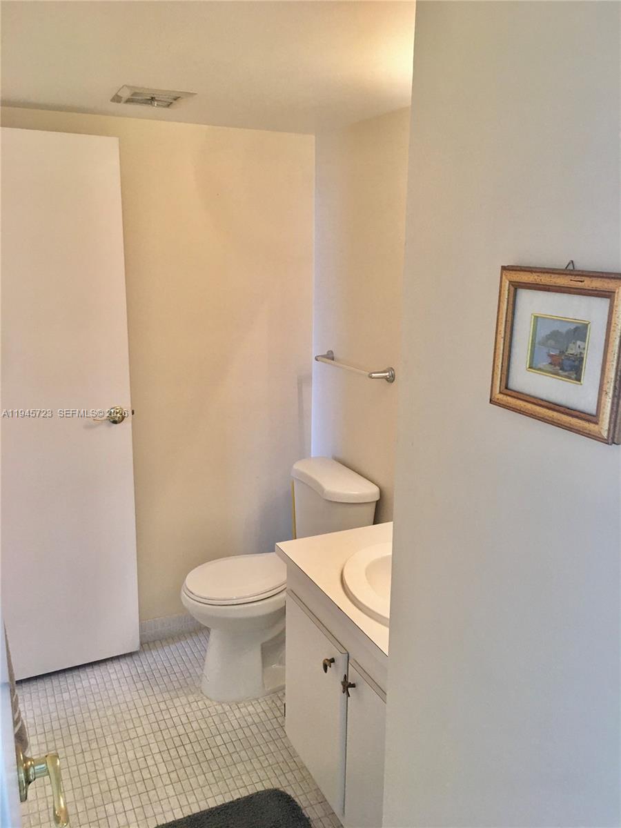 Photo of 20379 Country Club Dr  #1737, Aventura, Florida, 33180 - 