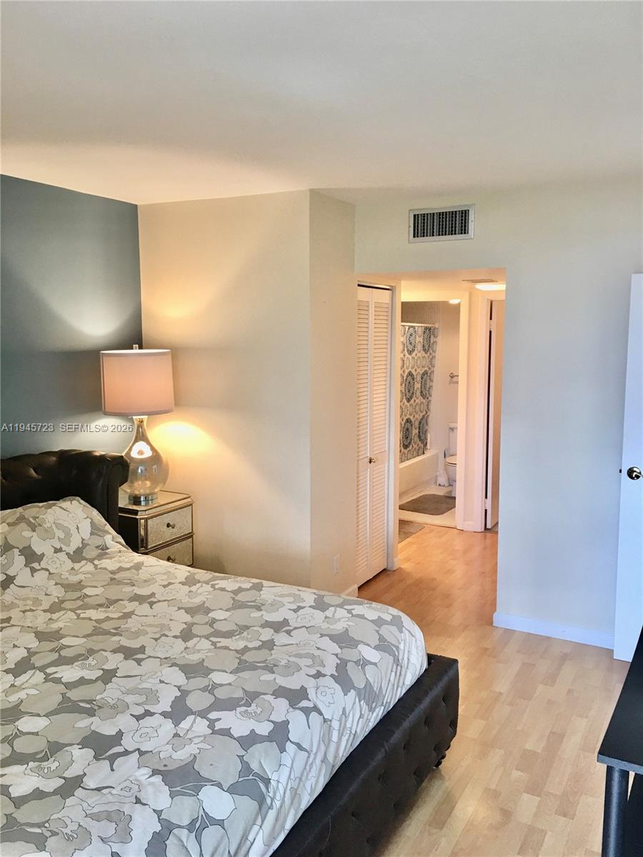 Photo of 20379 Country Club Dr  #1737, Aventura, Florida, 33180 - 