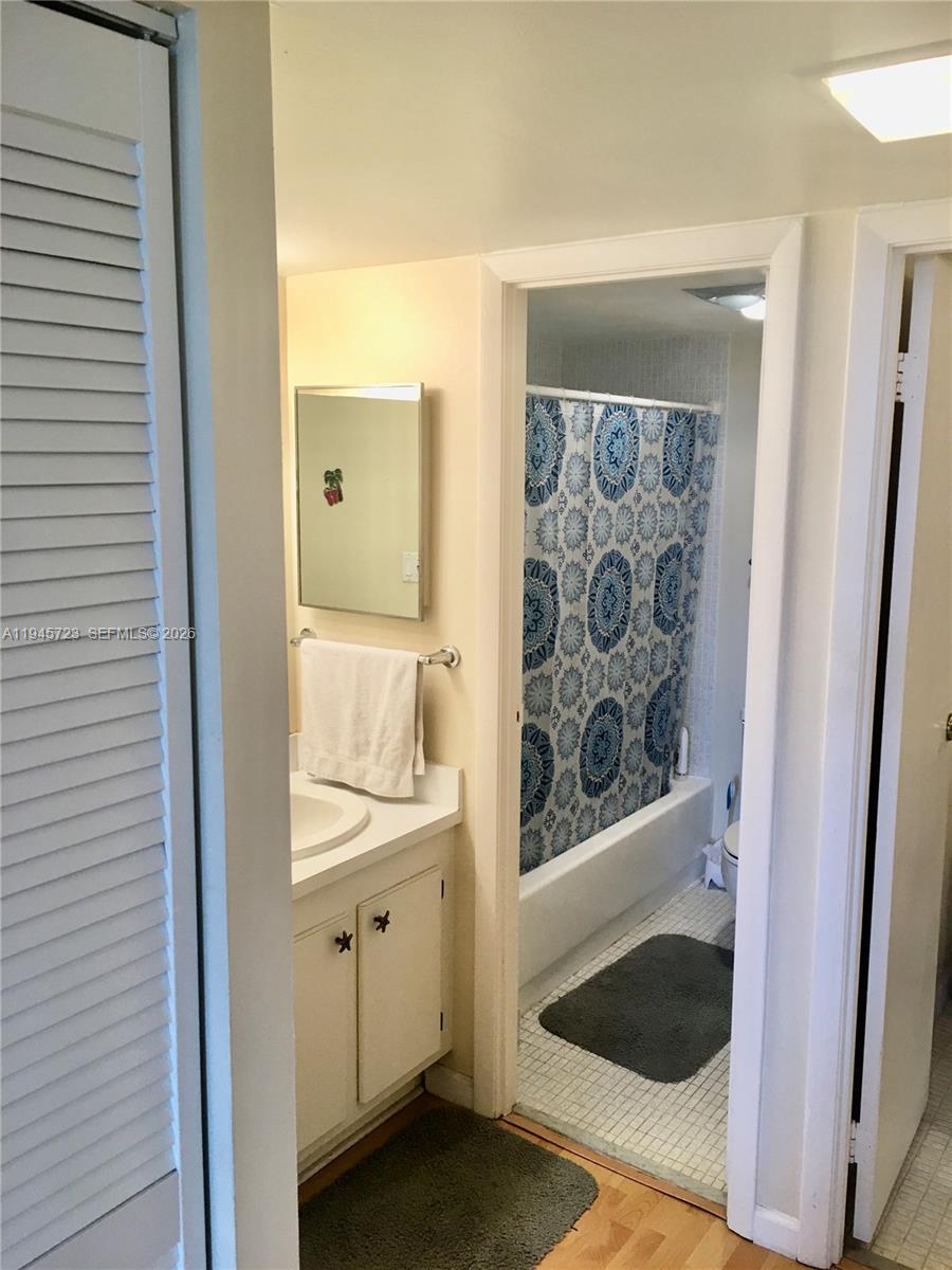 Photo of 20379 Country Club Dr  #1737, Aventura, Florida, 33180 - 