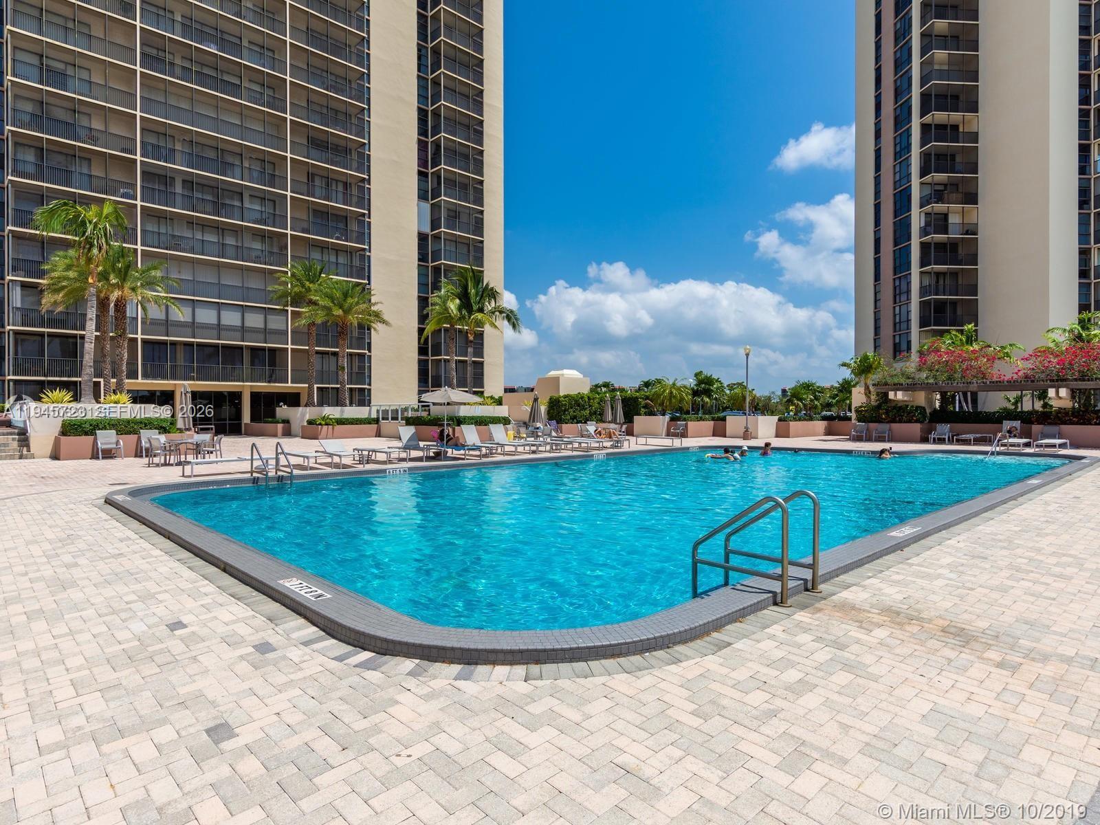 Photo of 20379 Country Club Dr  #1737, Aventura, Florida, 33180 - 