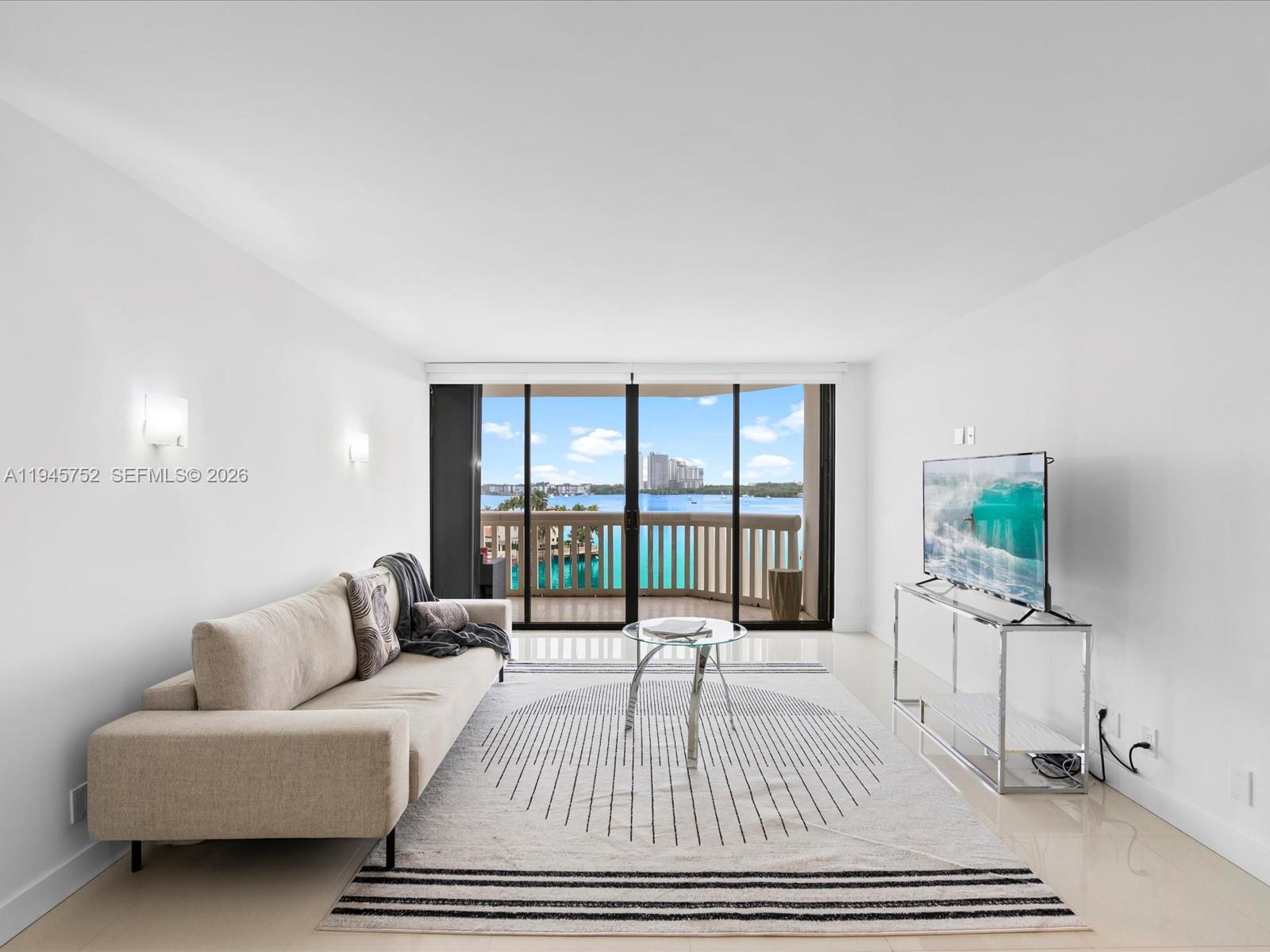 612 2 / 2 1350 sq. ft. $ 2026-01-14 0 foto