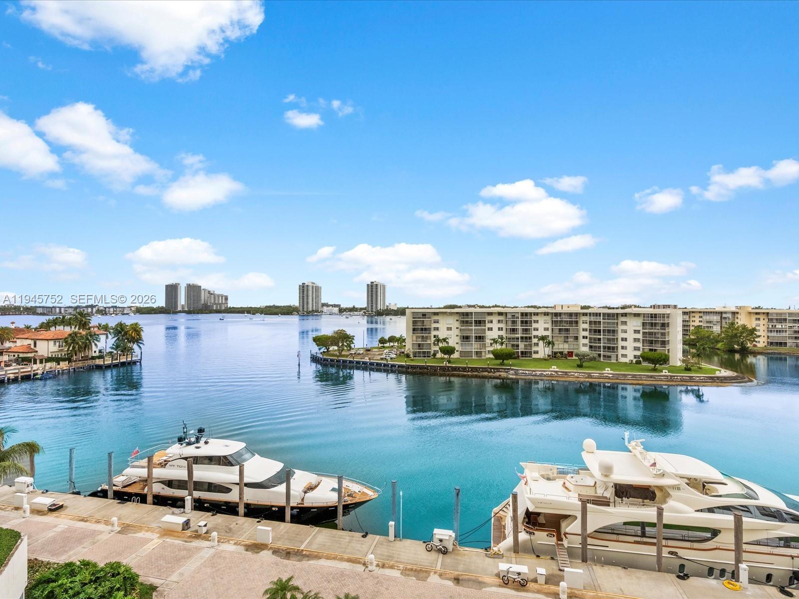 612 2 / 2 1350 sq. ft. $ 2026-01-14 0 foto