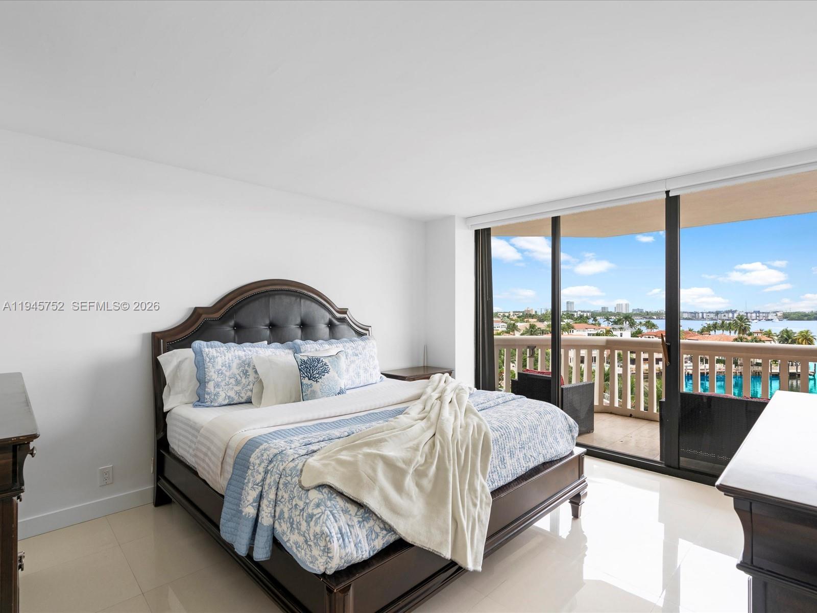 612 2 / 2 1350 sq. ft. $ 2026-01-14 0 foto