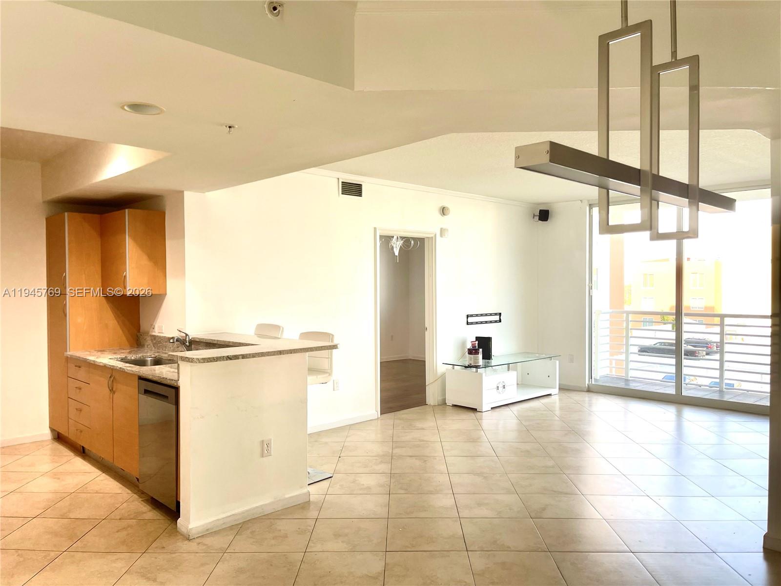 Photo of 18800 29th Ave #723, Aventura, Florida, 33180 -