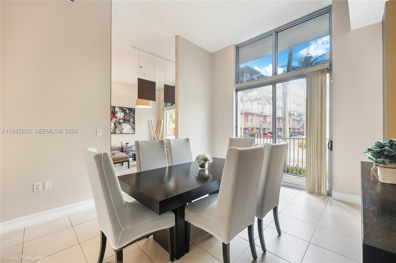 Photo of 140 Dixie Hwy  #TH101, Hollywood, Florida, 33020 - Formal dining area