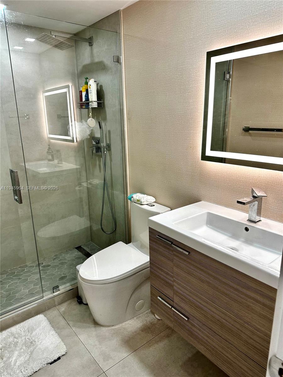 Photo of 400 Kings Point Dr  #1517, Sunny Isles Beach, Florida, 33160 - 