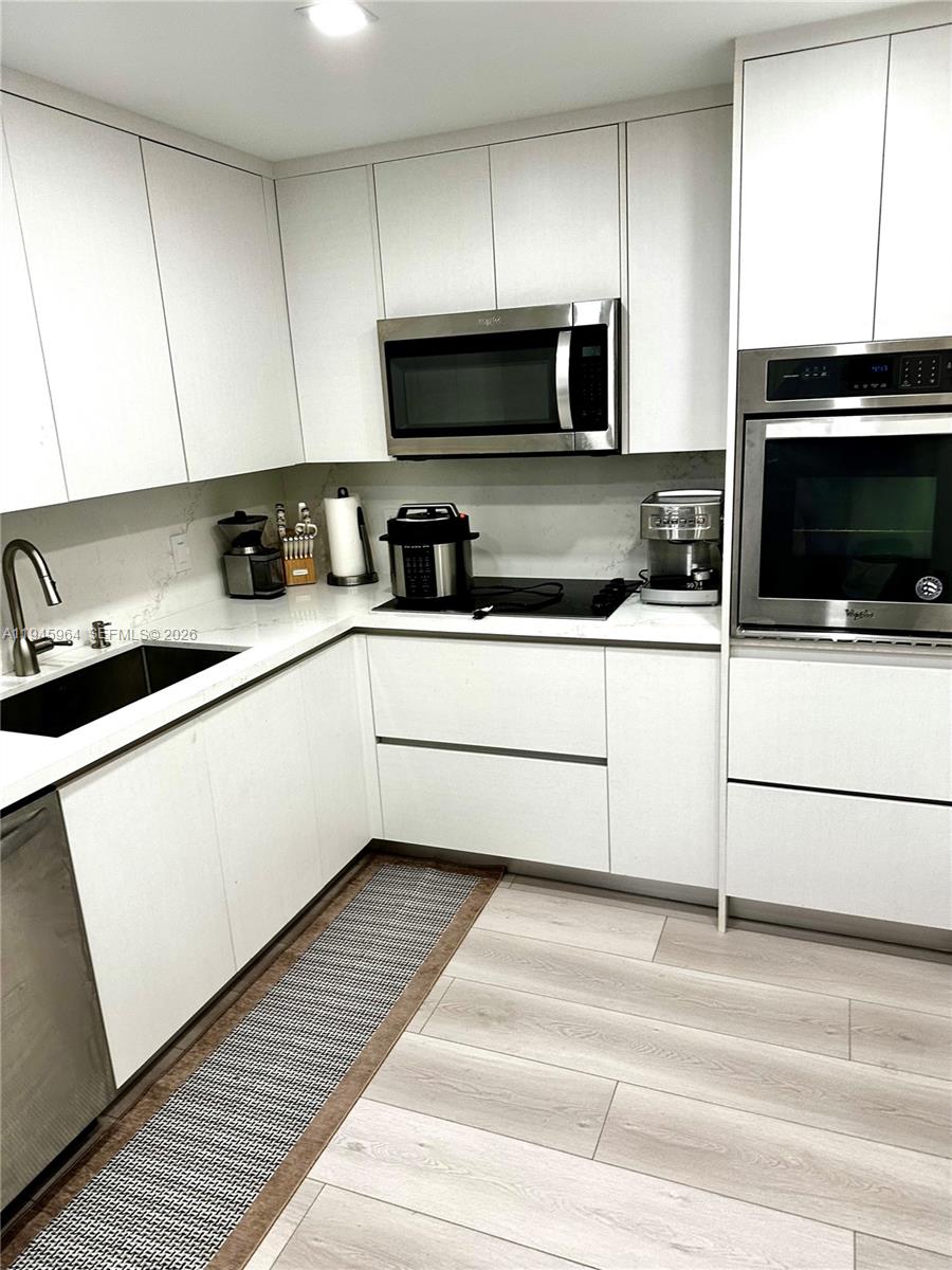 Photo of 400 Kings Point Dr  #1517, Sunny Isles Beach, Florida, 33160 - 