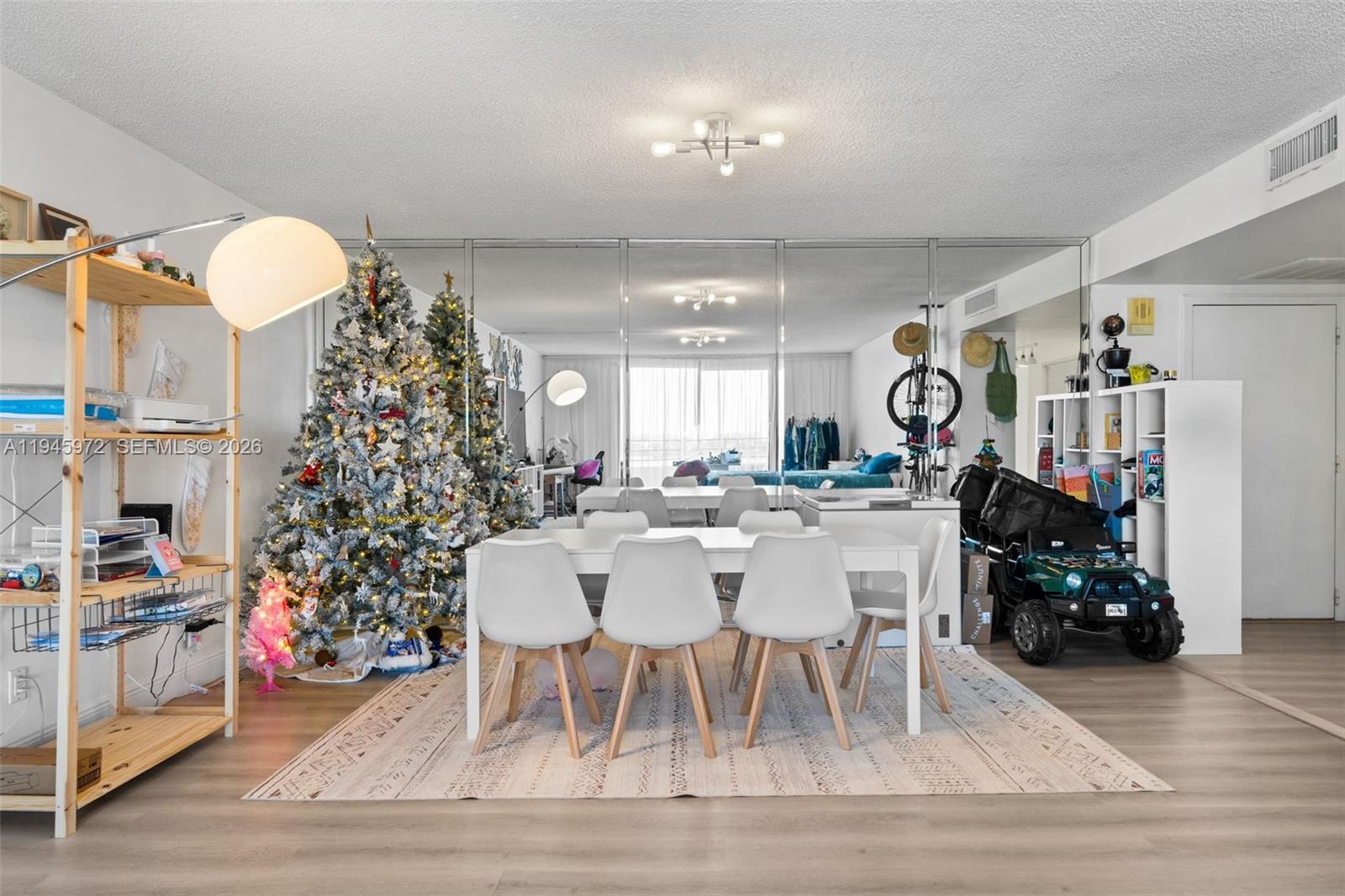 Photo of 600 Three Islands Blvd  #606, Hallandale Beach, Florida, 33009 - 