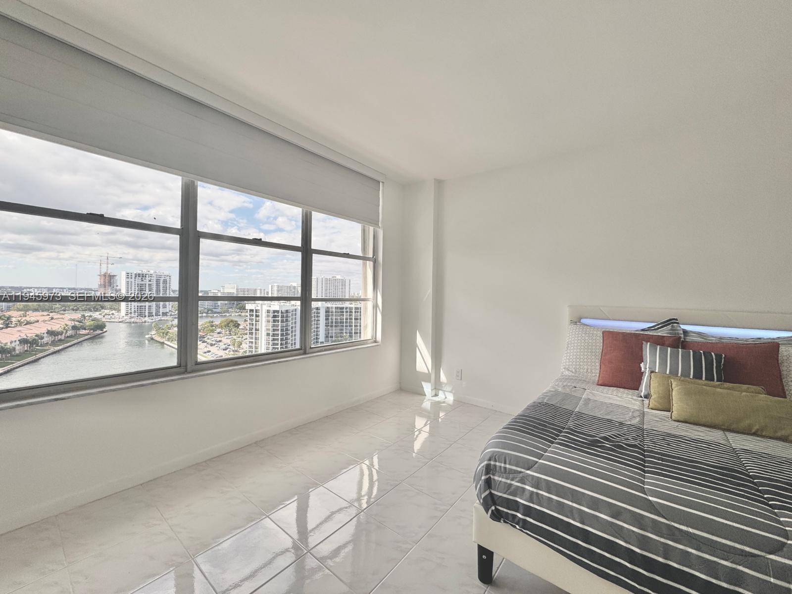 Photo of 3800 Ocean Dr #1522, Hollywood, Florida, 33019 -