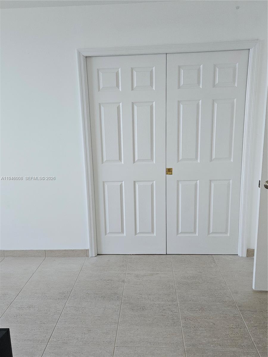 Photo of 3180 Ocean Dr  #1508, Hallandale Beach, Florida, 33009 - guest