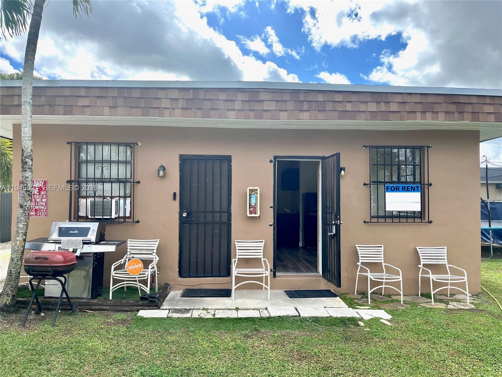   /  1608 кв.футов $ 2026-01-15 0 Фото