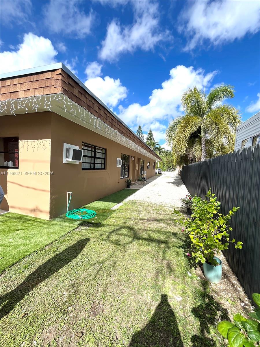   /  1608 кв.футов $ 2026-01-15 0 Фото