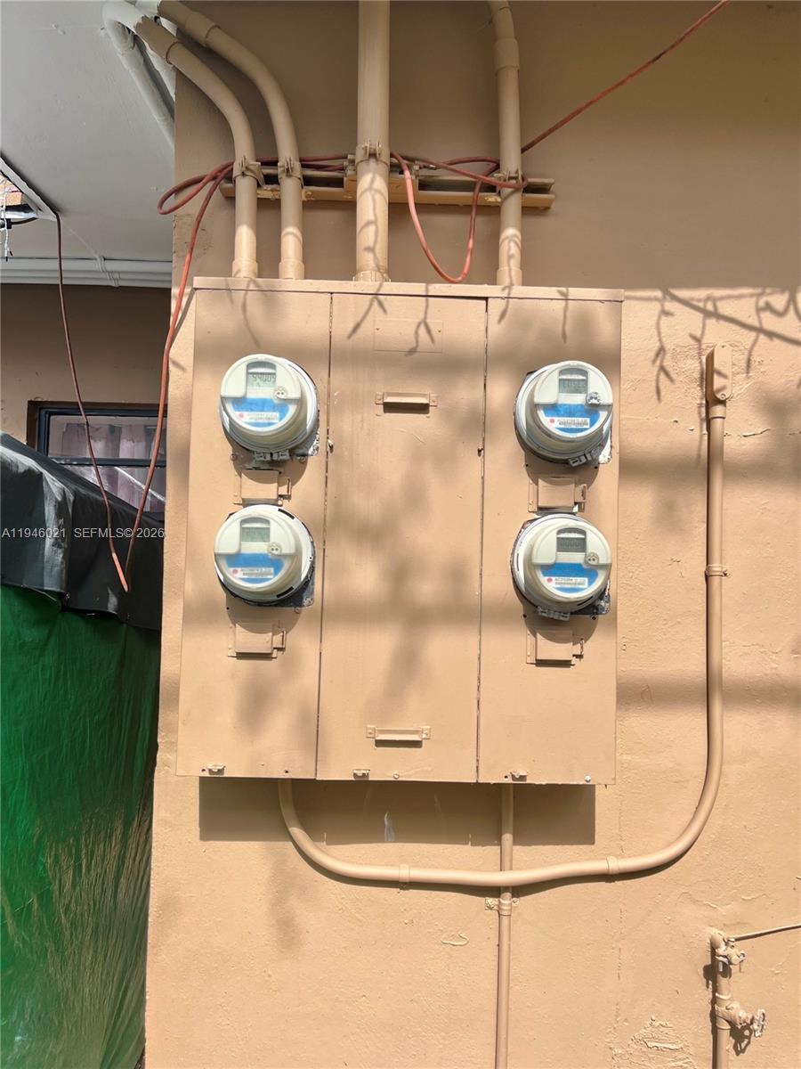   /  1608 кв.футов $ 2026-01-15 0 Фото