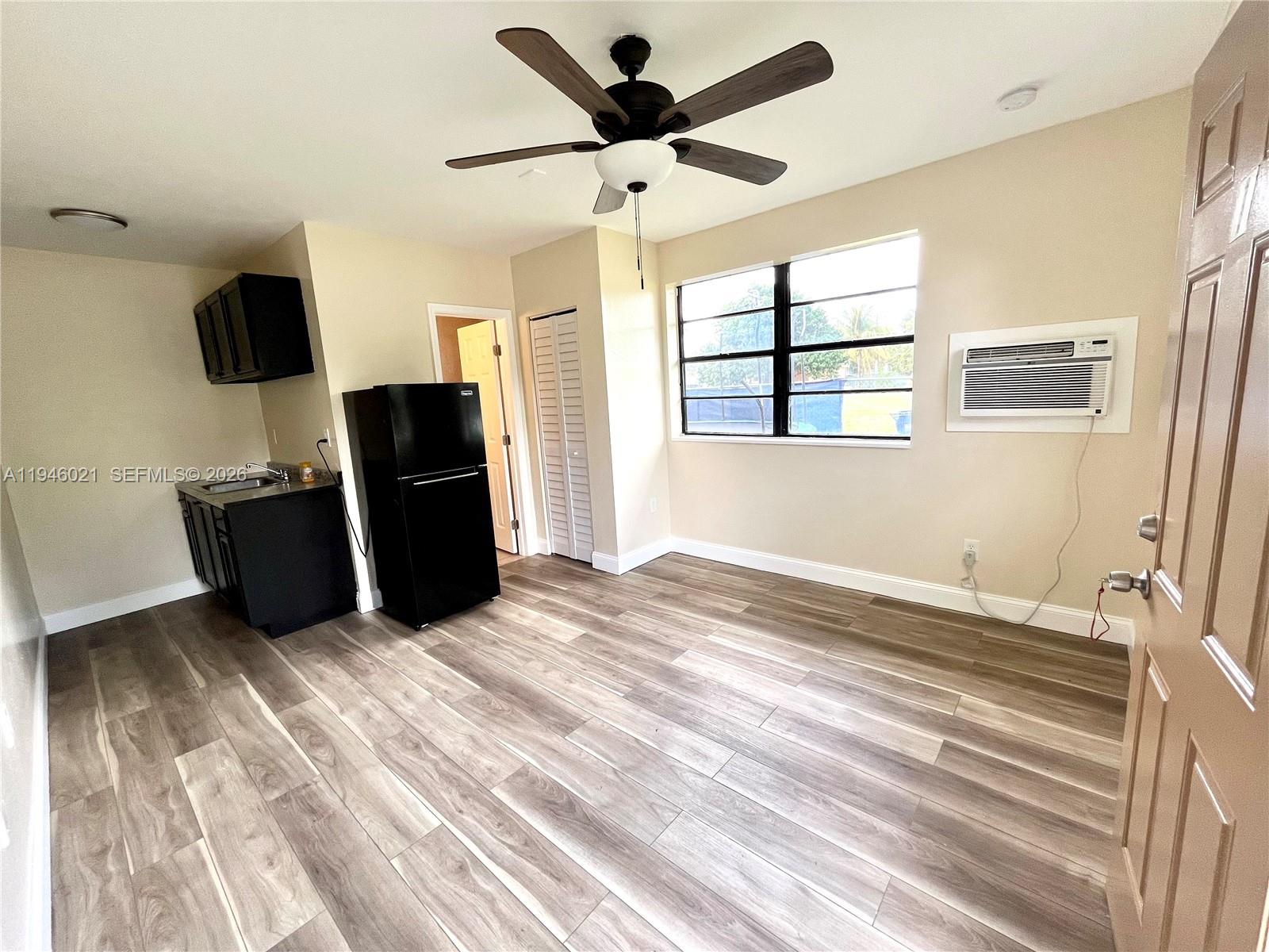   /  1608 кв.футов $ 2026-01-15 0 Фото