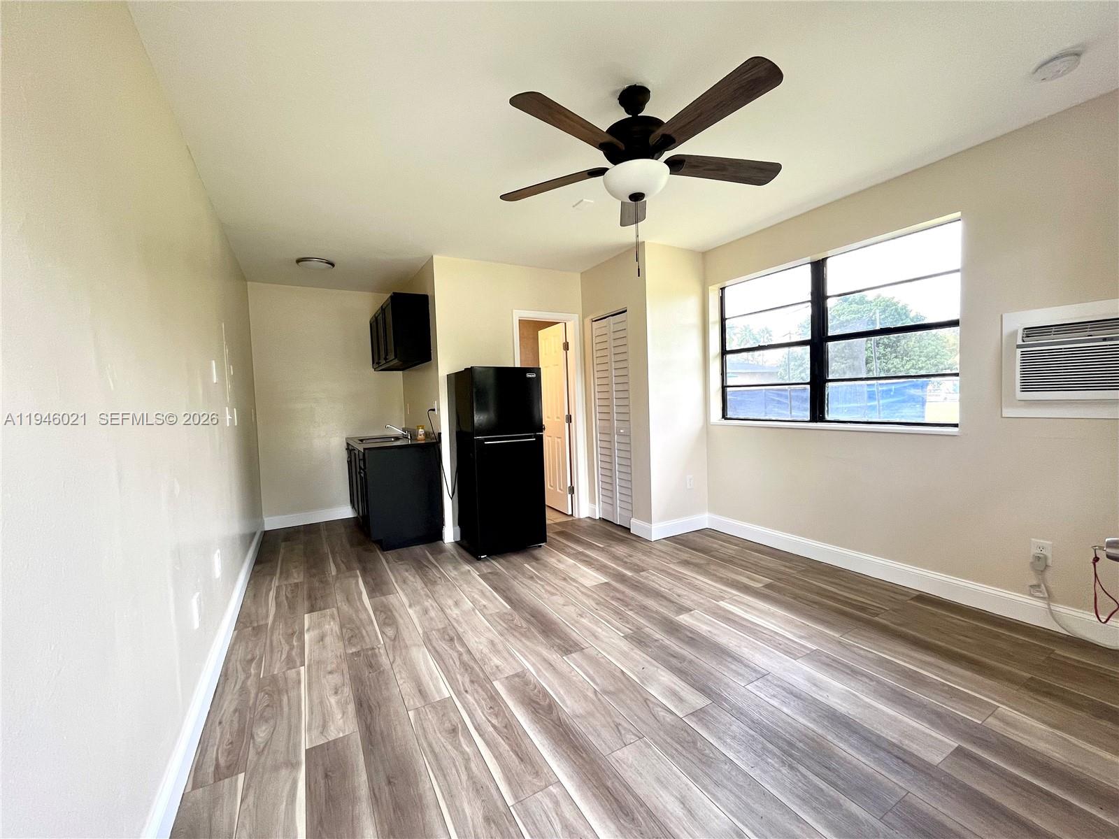   /  1608 кв.футов $ 2026-01-15 0 Фото