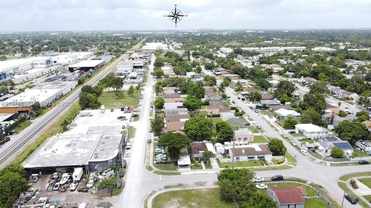   /   кв.футов $ 2026-01-15 0 Фото