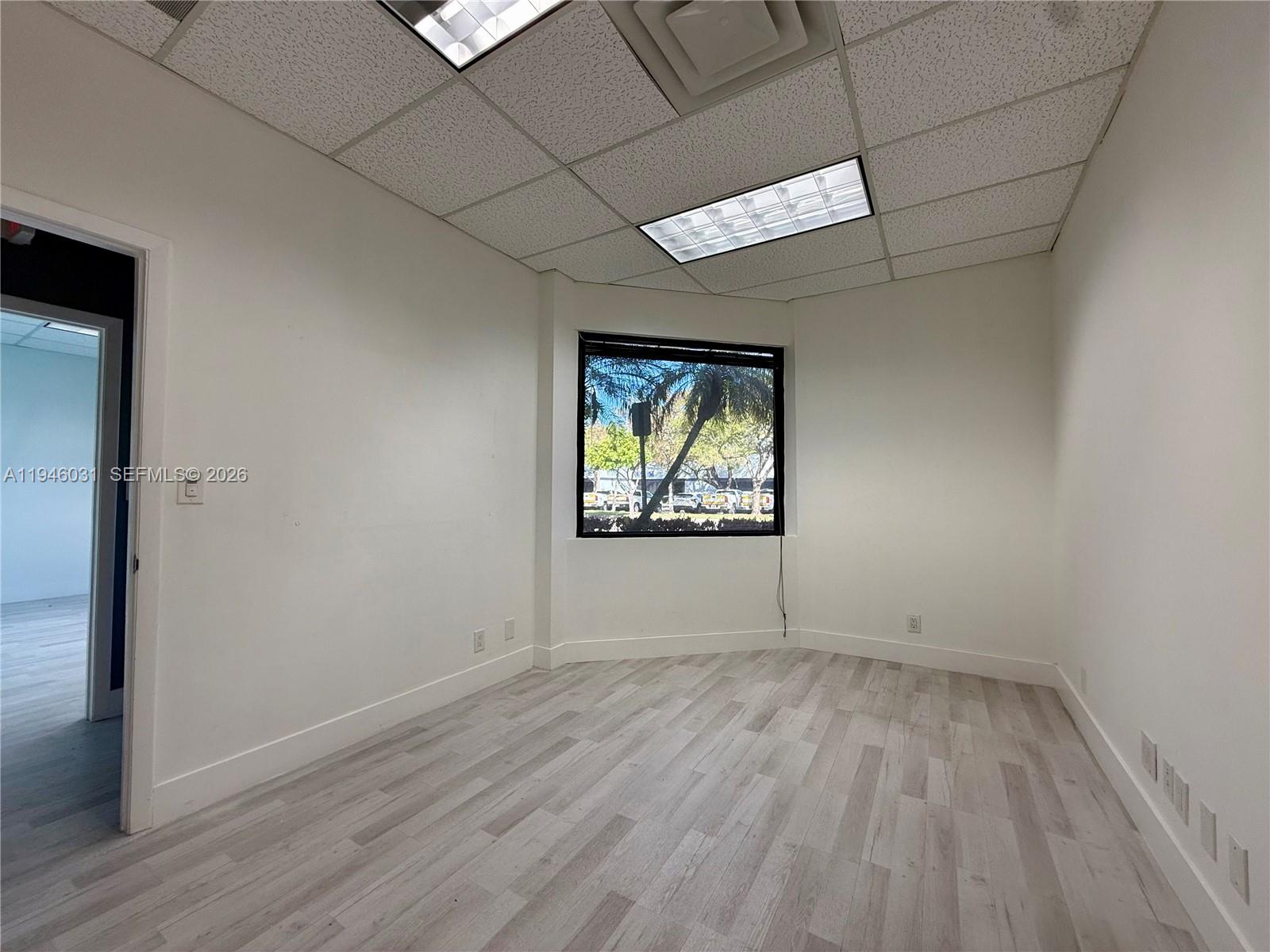 4A  /   sq. ft. $ 2026-01-15 0 foto