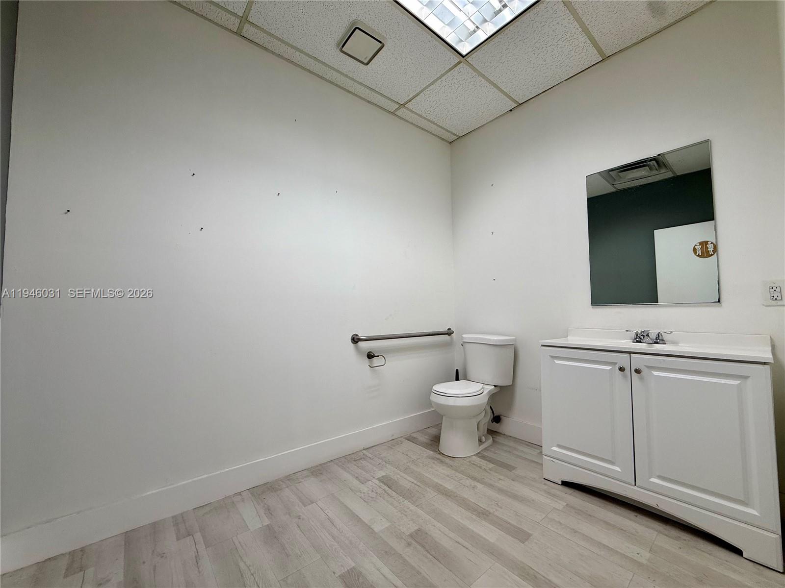 4A  /   sq. ft. $ 2026-01-15 0 foto