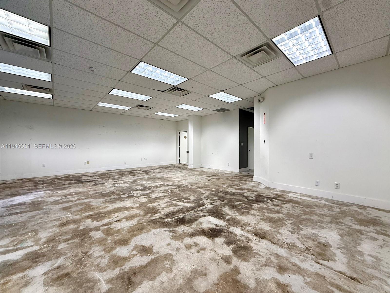 4A  /   sq. ft. $ 2026-01-15 0 foto