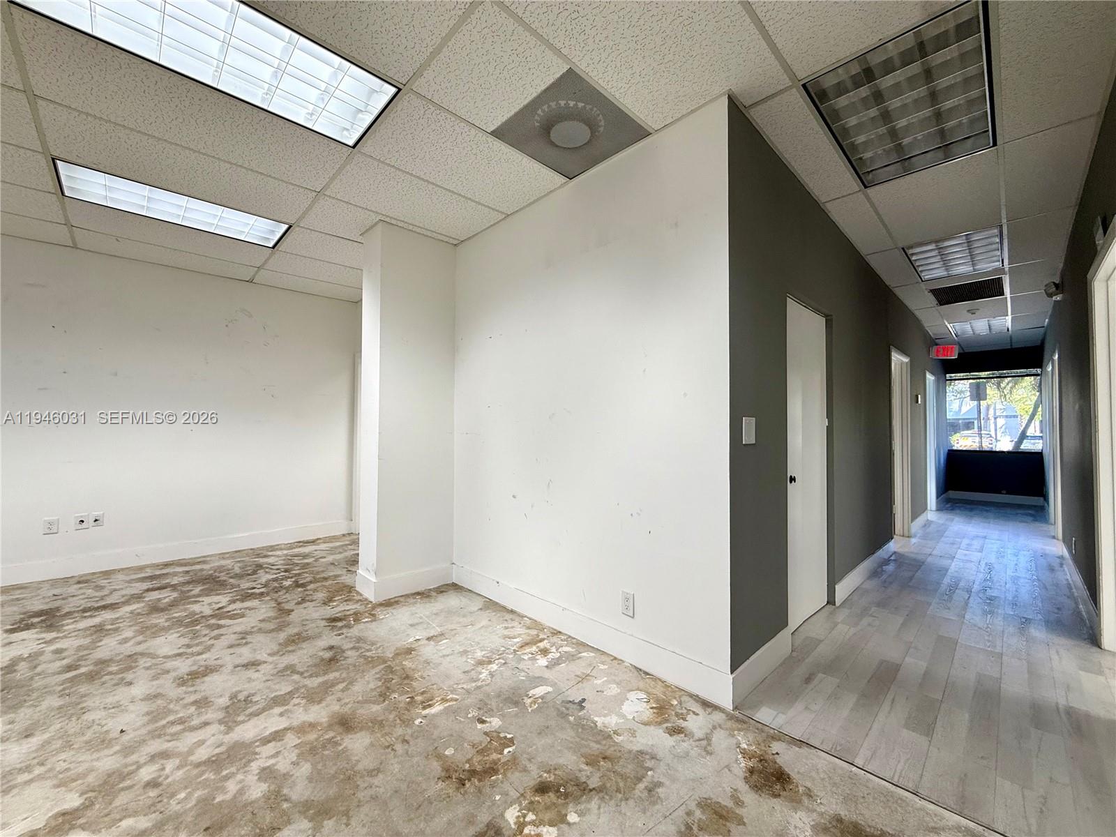 4A  /   sq. ft. $ 2026-01-15 0 foto