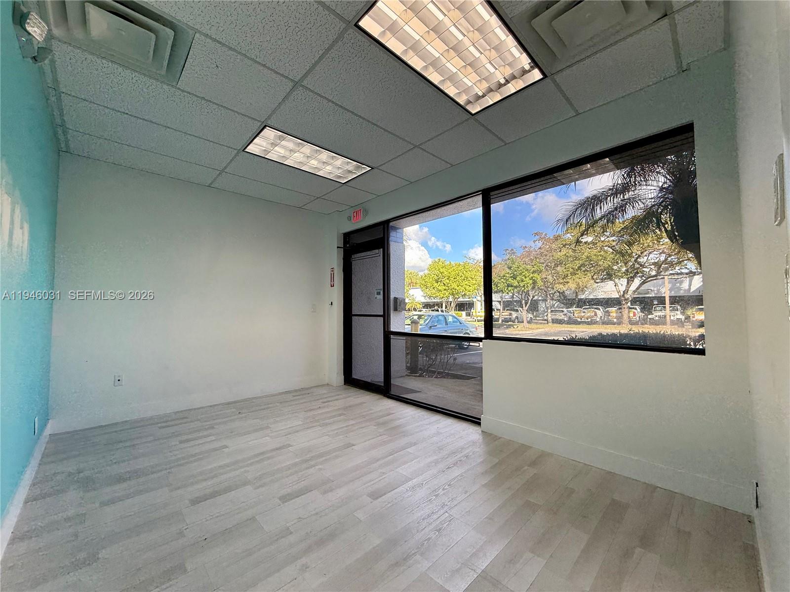 4A  /   sq. ft. $ 2026-01-15 0 foto