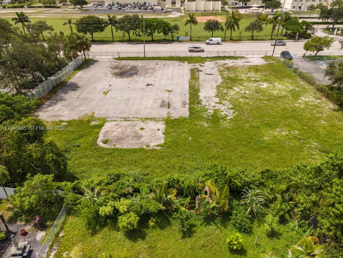   /   sq. ft. $ 2026-01-15 0 foto