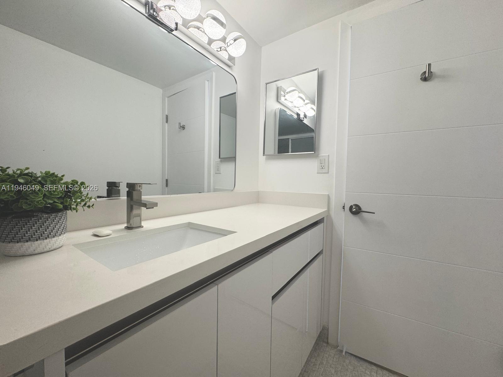 Photo of 3800 Ocean Dr  #1710, Hollywood, Florida, 33019 - 