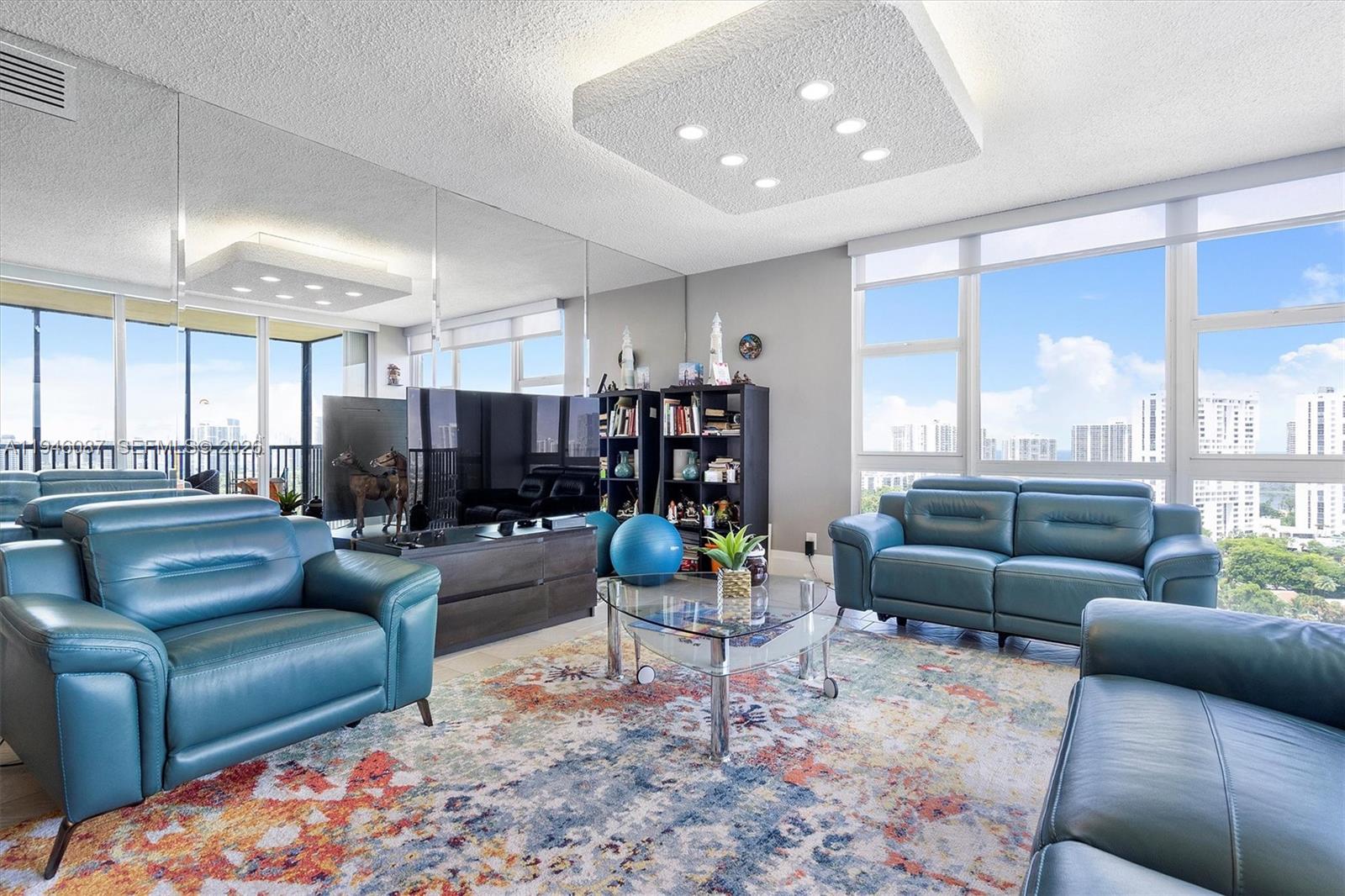 Photo of 20379 Country Club Dr  #1933, Aventura, Florida, 33180 - 