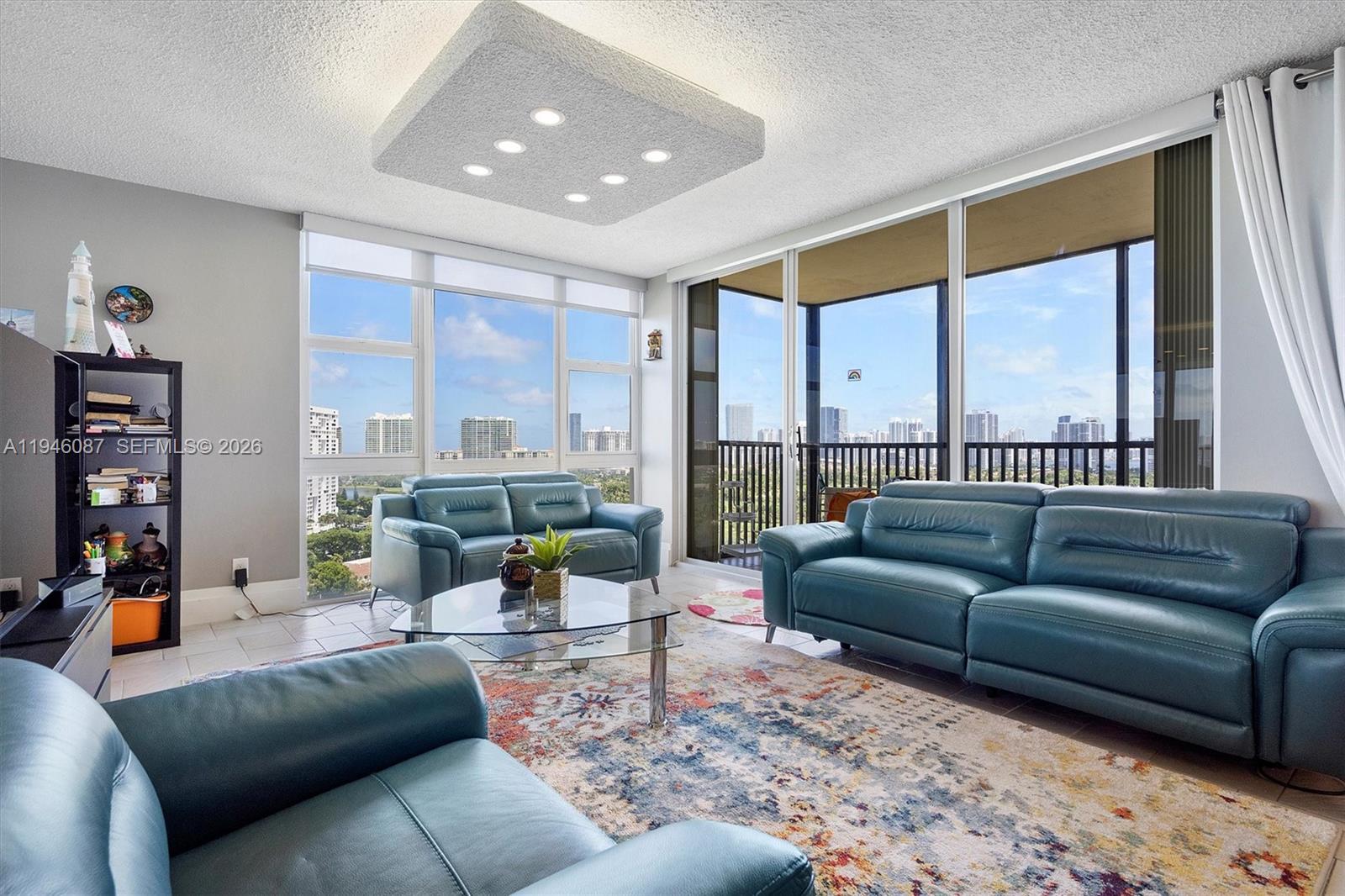 Photo of 20379 Country Club Dr  #1933, Aventura, Florida, 33180 - 