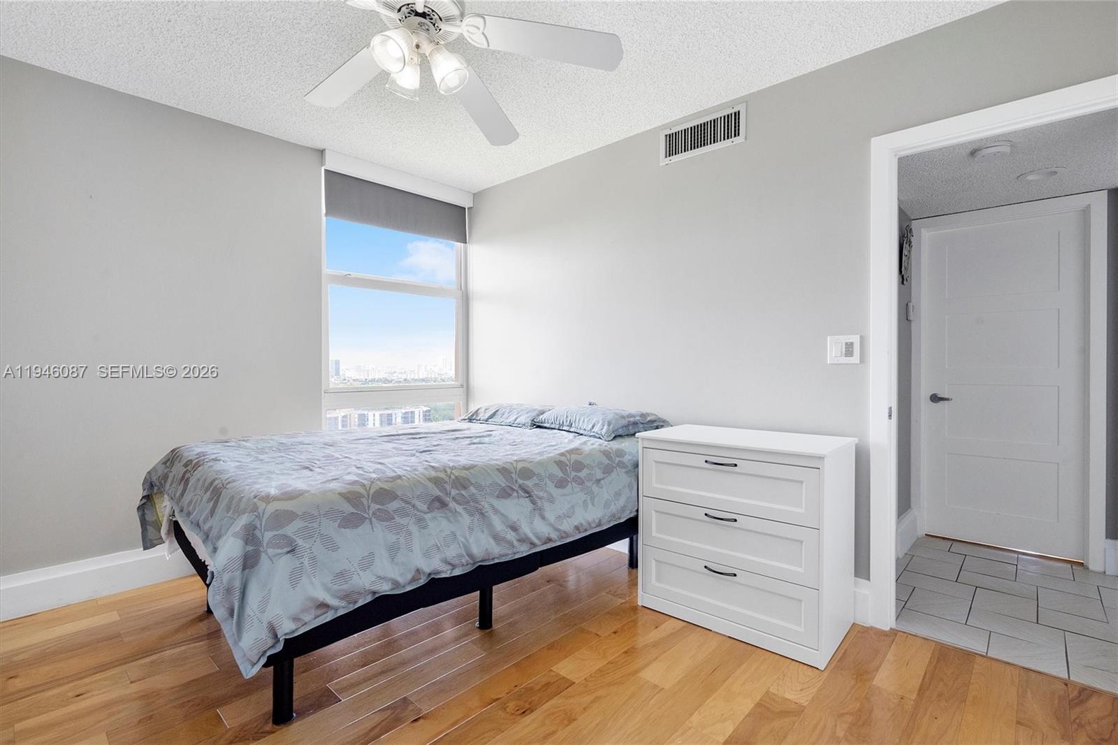 Photo of 20379 Country Club Dr  #1933, Aventura, Florida, 33180 - 