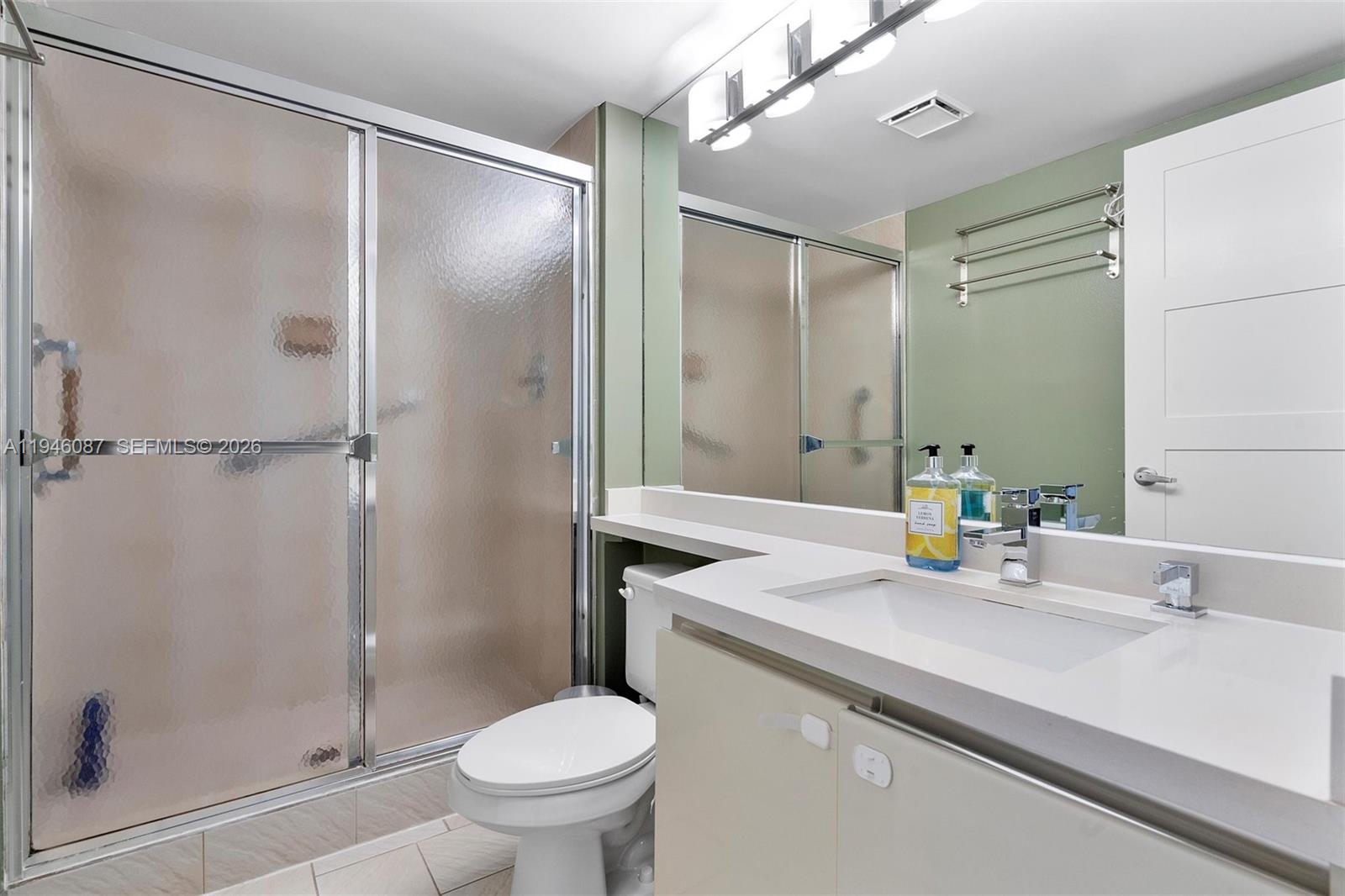 Photo of 20379 Country Club Dr  #1933, Aventura, Florida, 33180 - 