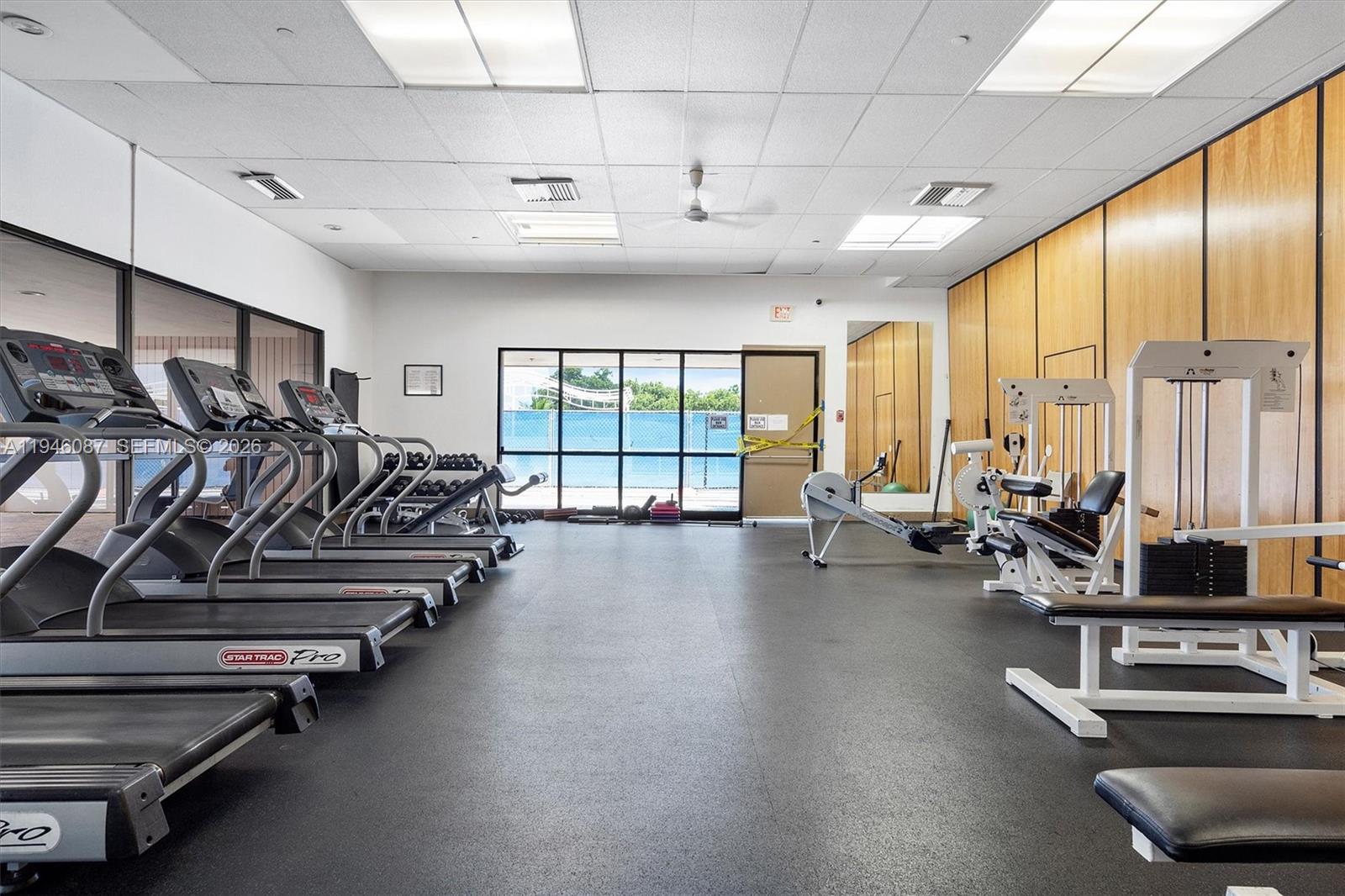 Photo of 20379 Country Club Dr  #1933, Aventura, Florida, 33180 - 