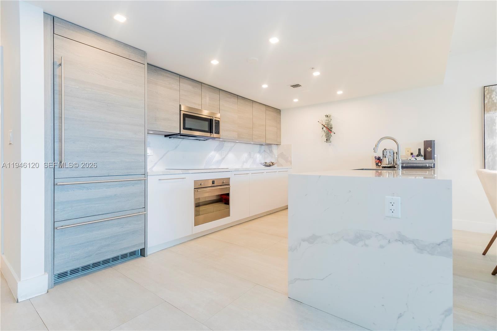 Photo of 400 Sunny Isles Blvd  #1504, Sunny Isles Beach, Florida, 33160 - 