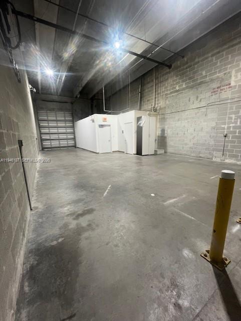 142  /   кв.футов $ 2026-01-15 0 Фото