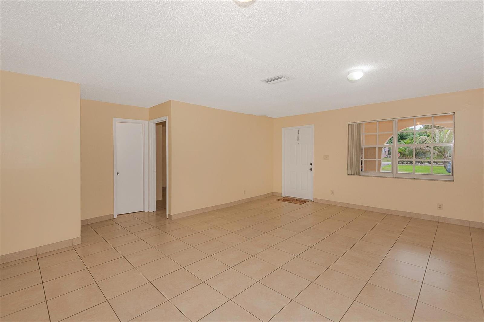 Ver detalles / 0 6012 sq. ft. $ 2026-06-21 0 foto