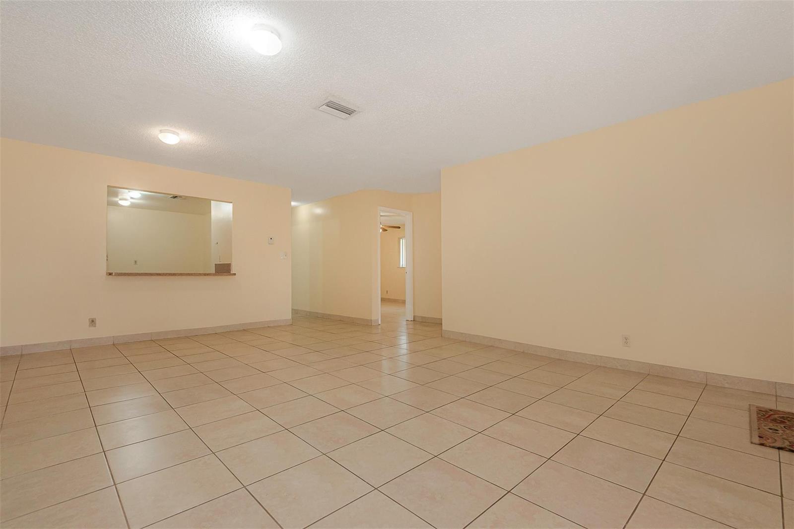 Ver detalles / 0 6012 sq. ft. $ 2026-06-21 0 foto