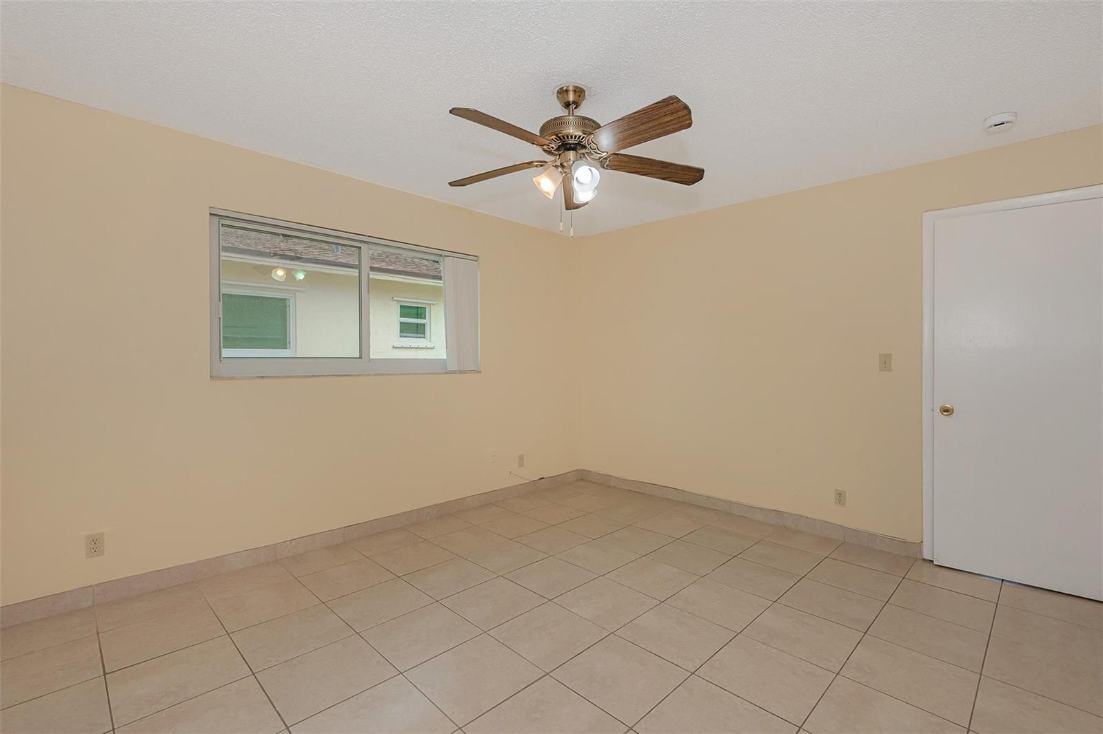 Ver detalles / 0 6012 sq. ft. $ 2026-06-21 0 foto