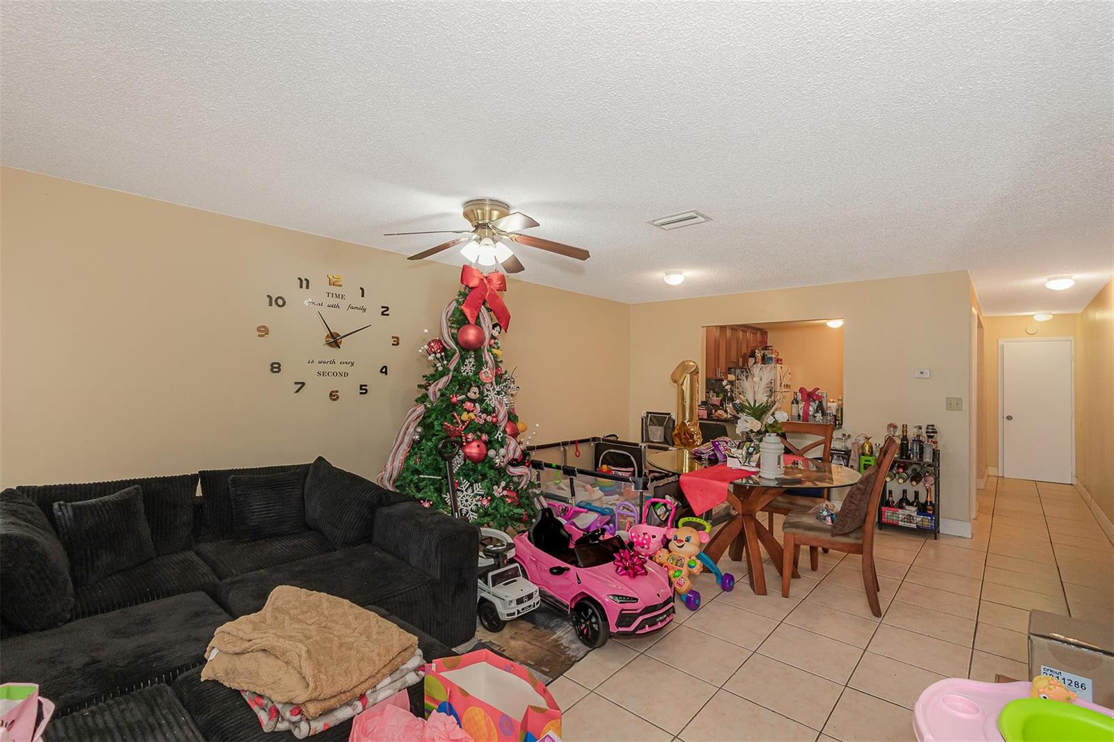 Ver detalles / 0 6012 sq. ft. $ 2026-06-21 0 foto
