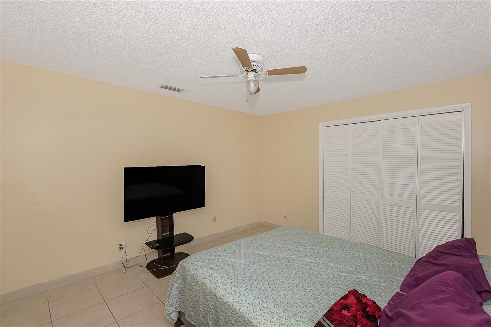 Ver detalles / 0 6012 sq. ft. $ 2026-06-21 0 foto