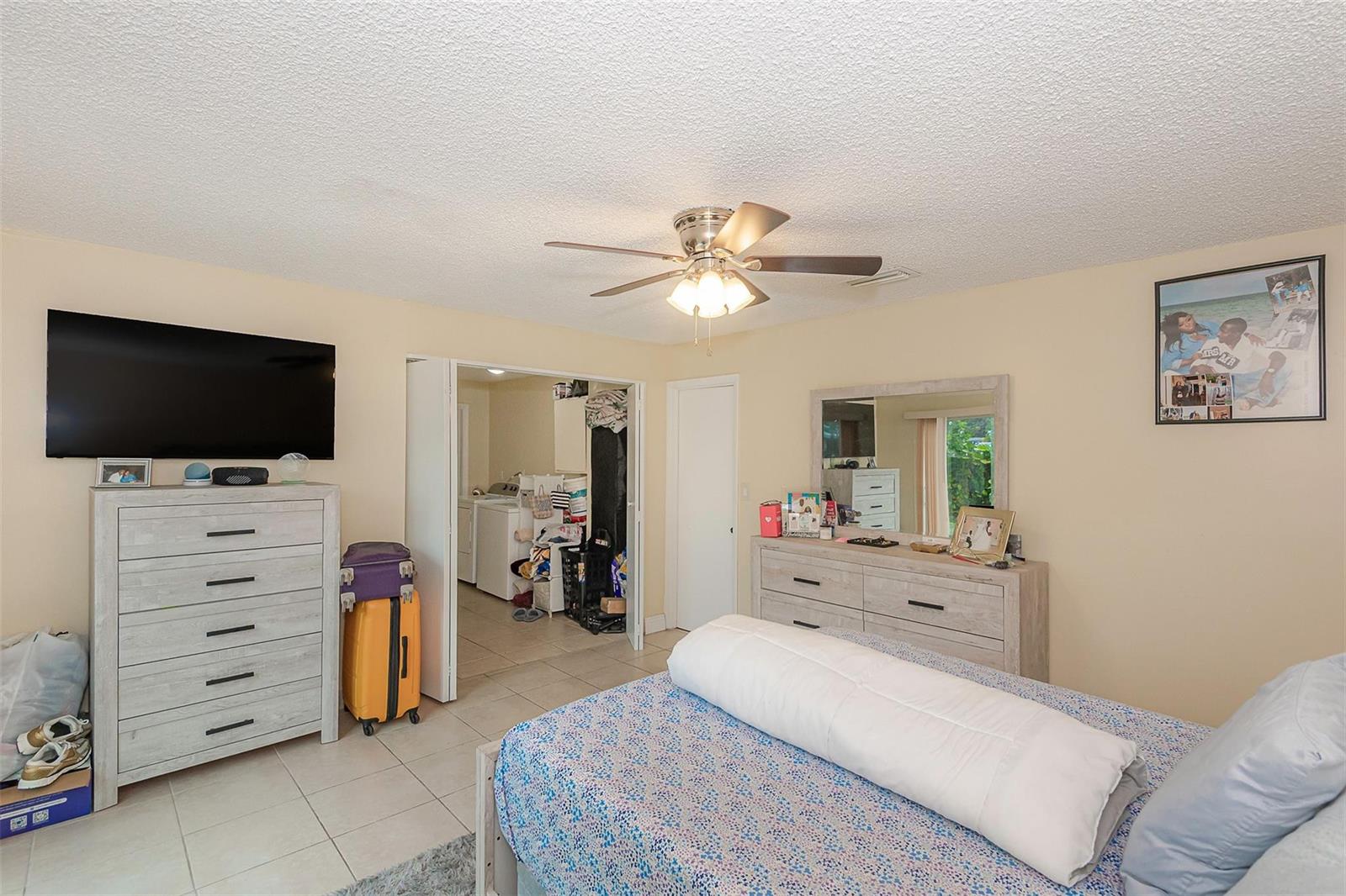 Ver detalles / 0 6012 sq. ft. $ 2026-06-21 0 foto