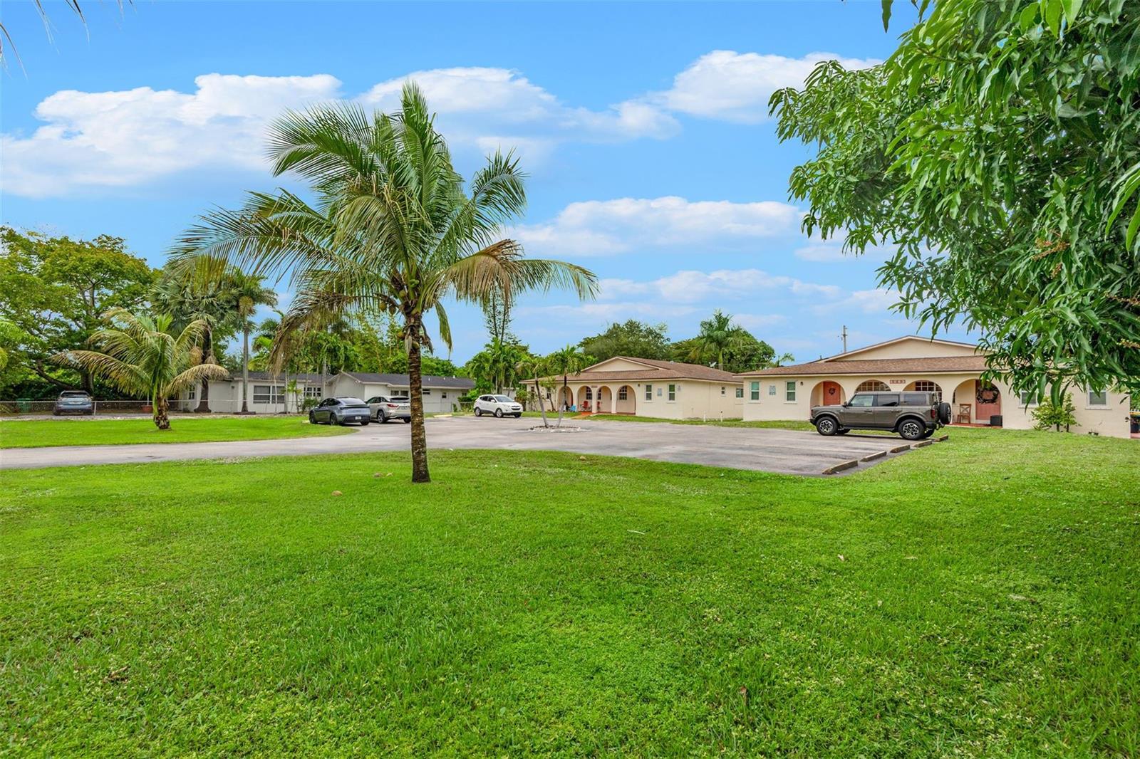 Ver detalles / 0 6012 sq. ft. $ 2026-06-21 0 foto