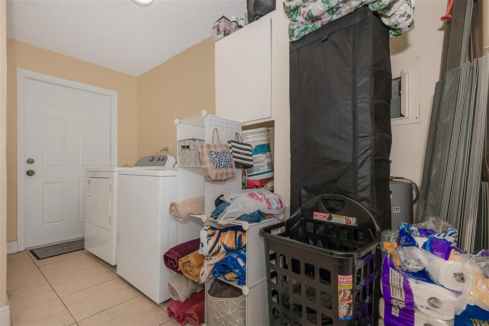 Ver detalles / 0 6012 sq. ft. $ 2026-06-21 0 foto