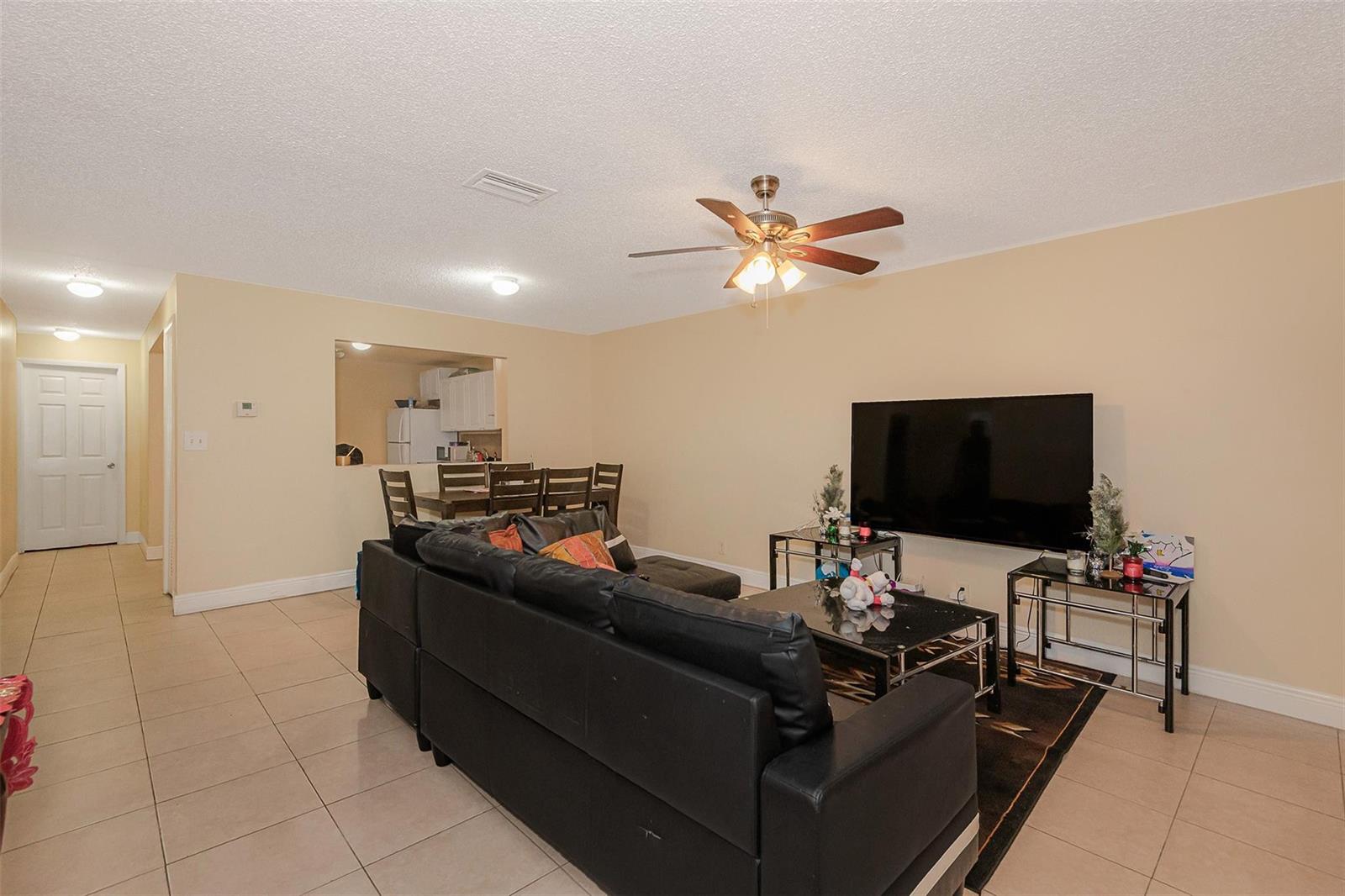 Ver detalles / 0 6012 sq. ft. $ 2026-06-21 0 foto