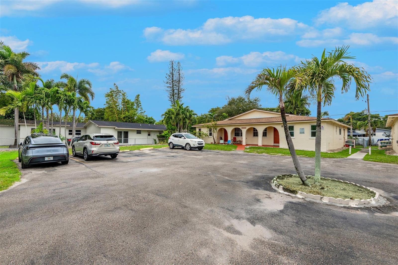Ver detalles / 0 6012 sq. ft. $ 2026-06-21 0 foto