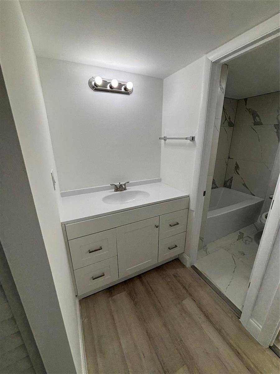 Photo of 20301 Country Club  #1127, Aventura, Florida, 33180 - Photo 13